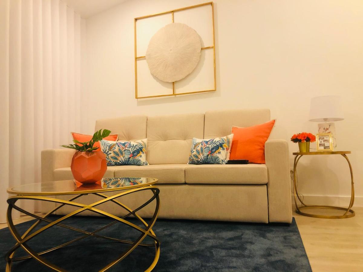Central Tiled Apartment Aveiro Luaran gambar
