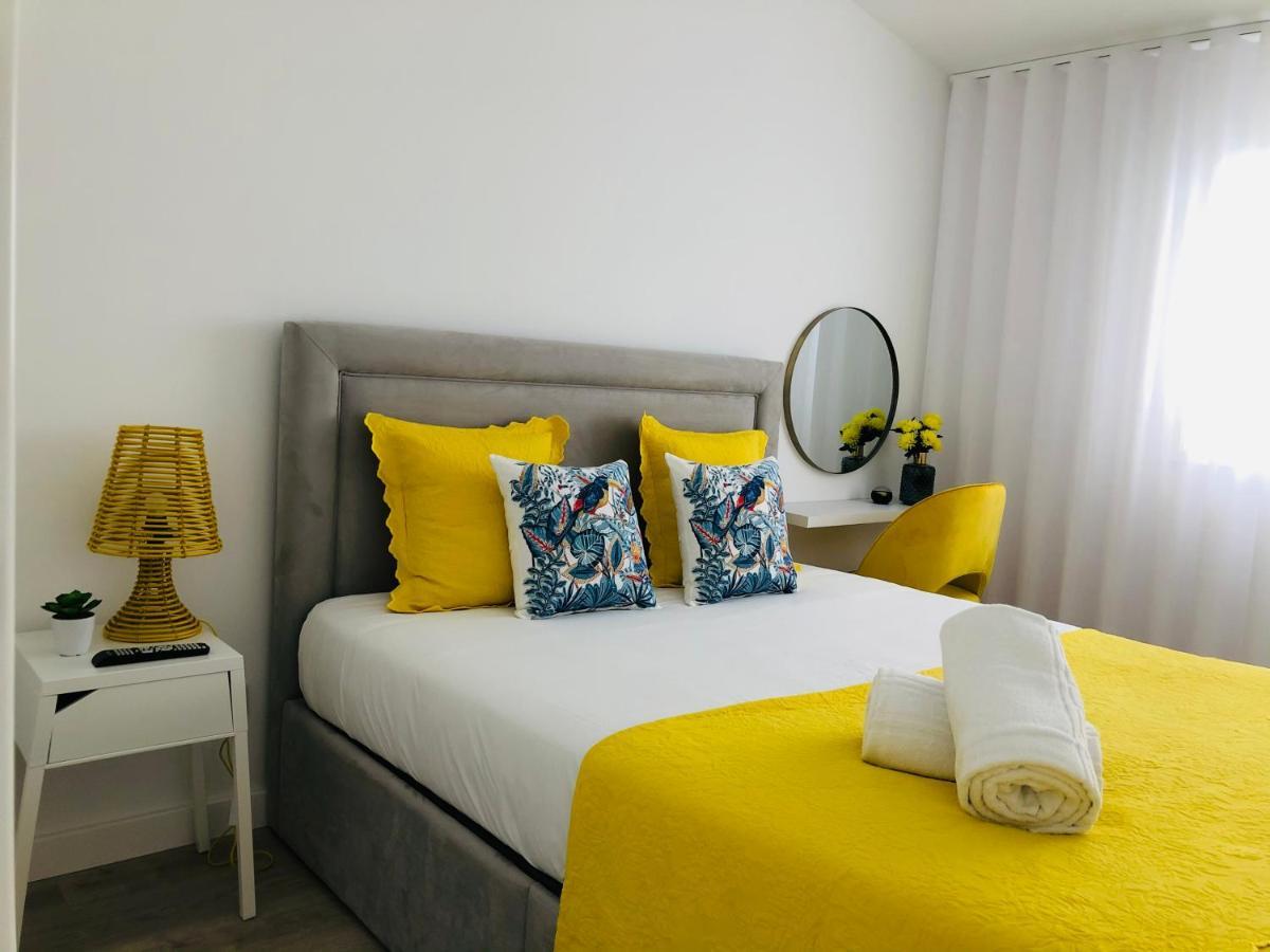 Central Tiled Apartment Aveiro Luaran gambar