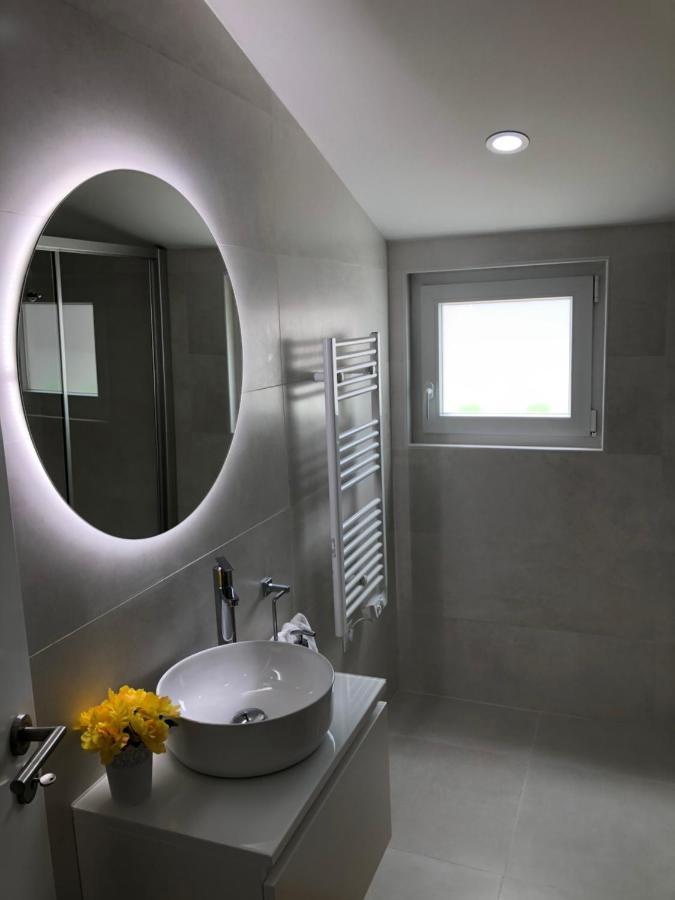 Central Tiled Apartment Aveiro Luaran gambar