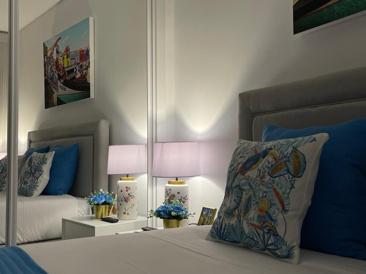 Central Tiled Apartment Aveiro Luaran gambar