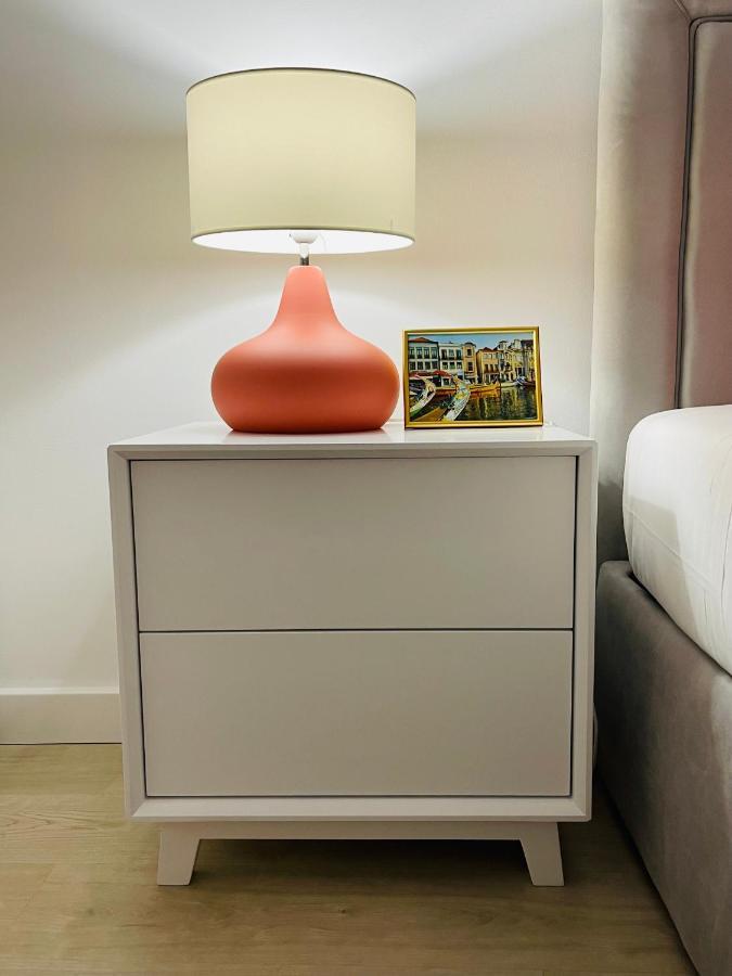 Central Tiled Apartment Aveiro Luaran gambar