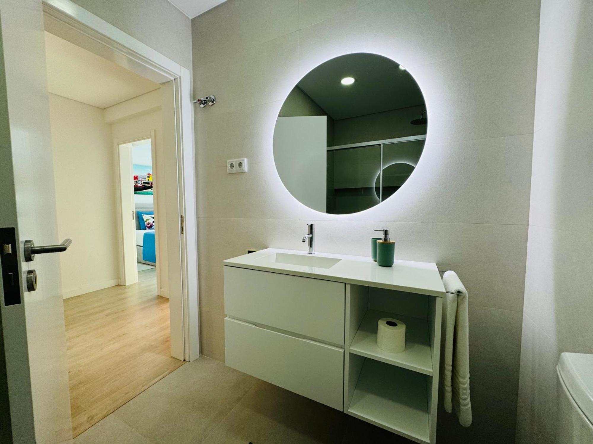 Central Tiled Apartment Aveiro Luaran gambar