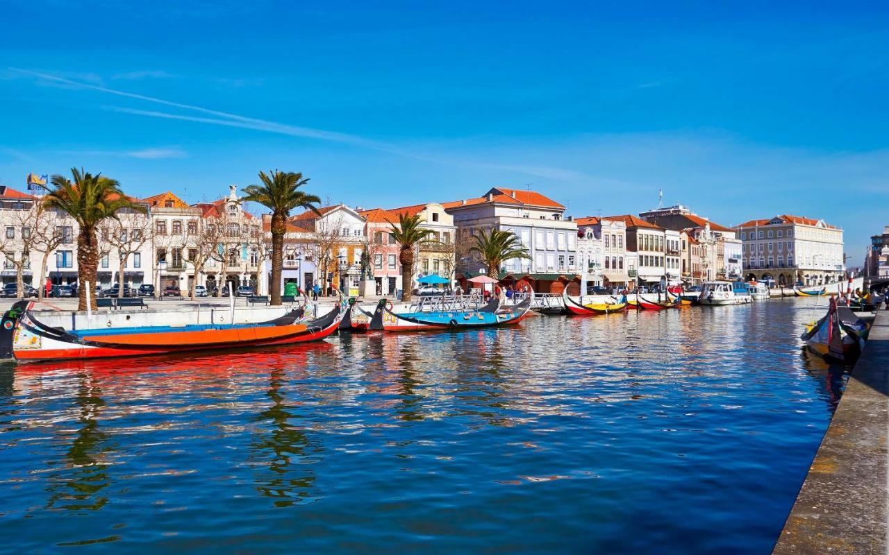 Central Tiled Apartment Aveiro Luaran gambar